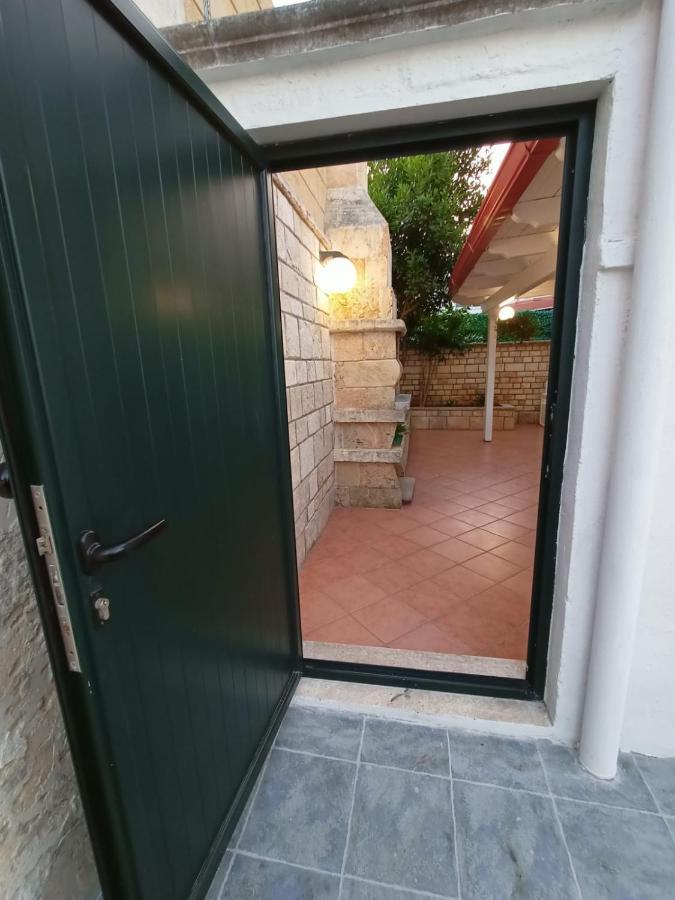 Villetta Poesia 50 M Dal Mare Con Giardino E Parcheggio Торе дел'Орсо Екстериор снимка